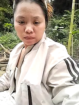 venu00 online show from November 2025 03:49:02 AM