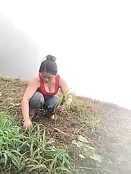 venu00 online show from April 2026 02:15:02 AM