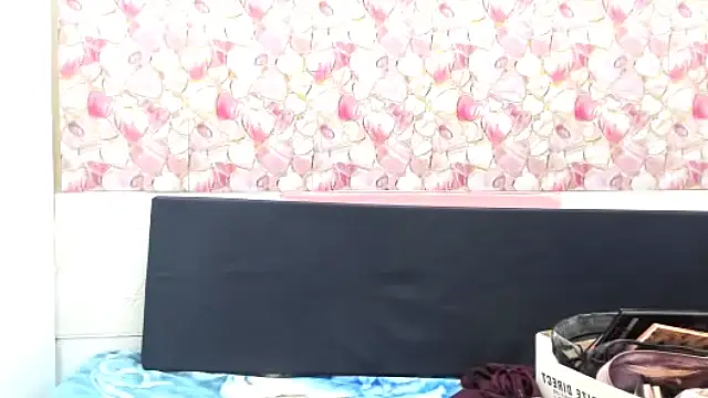 Snapshot of indianmystica694u chatting on September 2025 06:08:02 PM indianmystica694u online show from September 2025 06:08:02 PM