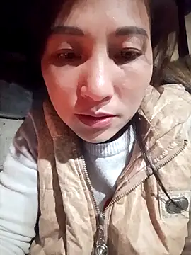 Snapshot of YAYAA-502 chatting on December 2025 10:35:02 AM YAYAA-502 online show from December 2025 10:35:02 AM