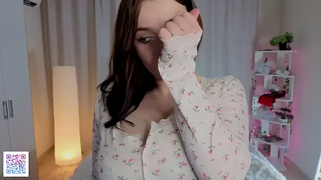 ThuBoppre online show from October 2025 05:42:01 PM