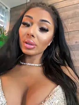 Snapshot of ArabellaPosh chatting on September 2025 04:56:01 AM ArabellaPosh online show from September 2025 04:56:01 AM