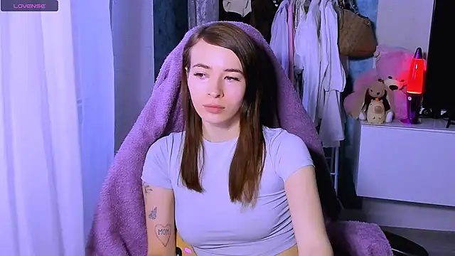 ZoyaMill online show from November 2025 06:12:02 AM