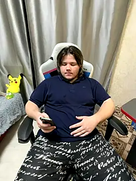 desiredude9 online show from November 2025 06:15:01 PM