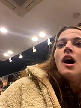 Snapshot of kittykatbean chatting on November 2025 11:10:02 AM kittykatbean online show from November 2025 11:10:02 AM