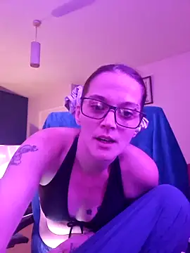 Snapshot of kittykatbean chatting on December 2025 05:40:02 PM kittykatbean online show from December 2025 05:40:02 PM