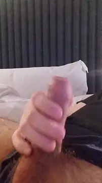 Snapshot of NewJoiner chatting on September 2025 12:00:02 AM NewJoiner online show from September 2025 12:00:02 AM