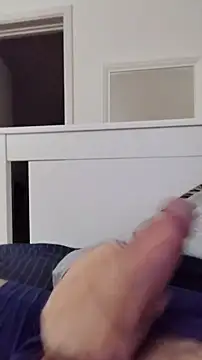 NewJoiner online show from November 2025 06:08:02 PM