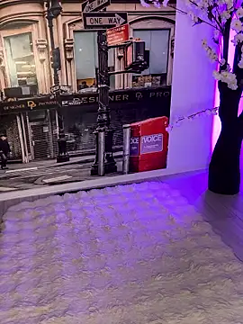 AubrieleRouj1 online show from January 2026 04:54:02 PM