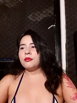 Yuli-27 online show from November 2025 10:52:02 PM