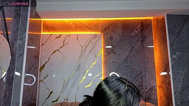 Victoria b  online show from October 2025 07:51:01 PM