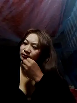 lusy-bae online show from December 2025 11:00:02 PM