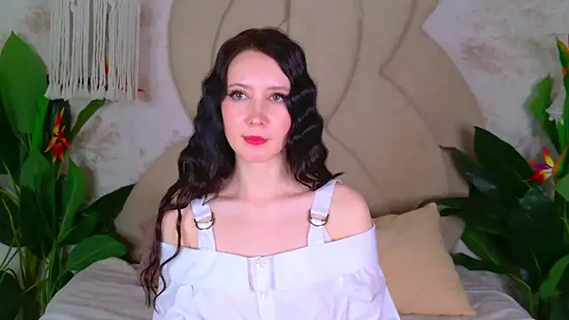 GraceMartinos online show from October 2025 08:39:02 PM