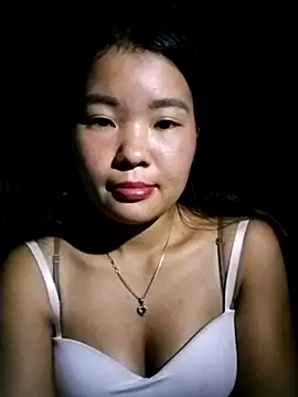 lylylove online show from September 2025 01:23:01 PM