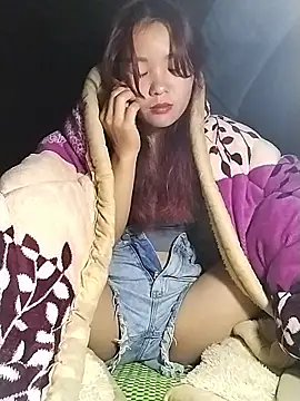 lylylove online show from November 2025 01:15:01 AM