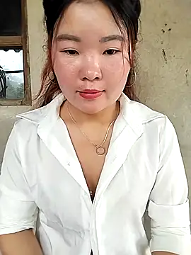 lylylove online show from May 2026 04:07:02 AM