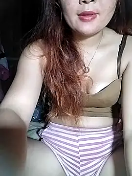lylylove online show from June 2026 11:28:01 PM