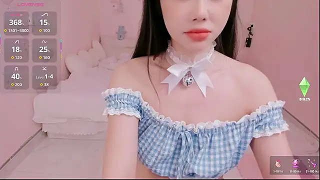 strawberry-ni online show from September 2025 03:35:02 PM