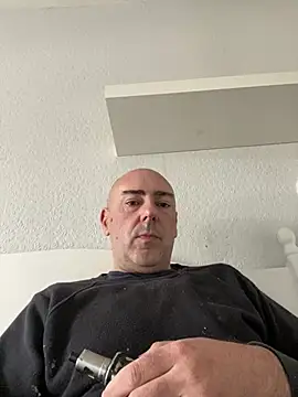 Richmcgee online show from April 2026 11:37:01 AM