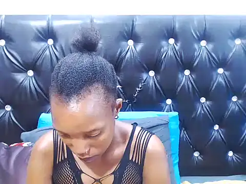 Snapshot of AppleAss02 chatting on January 2026 04:45:01 PM AppleAss02 online show from January 2026 04:45:01 PM