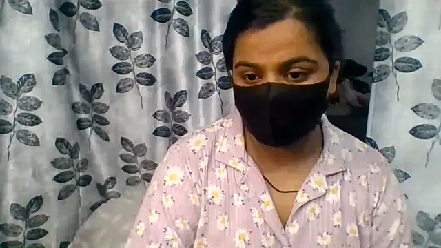 Snapshot of Vaani_Singha chatting on July 2026 02:10:01 PM Vaani Singha online show from July 2026 02:10:01 PM