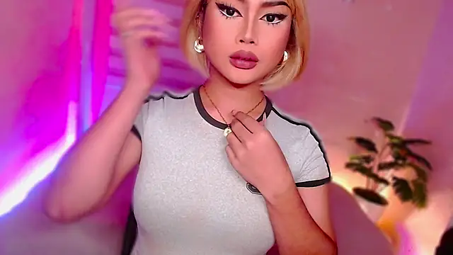 MissRumi Hunter online show from July 2026 06:14:02 PM