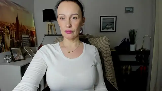 Velvet Jasmine online show from February 2026 06:23:01 AM