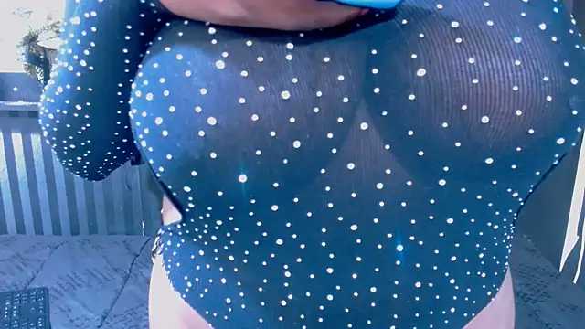 DarkQueen25x online show from November 2025 10:41:02 PM