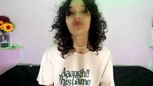 TeensNews18 online show from October 2025 11:38:01 AM