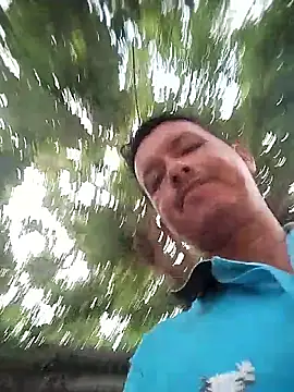 colombiano198720 online show from September 2025 11:45:01 AM