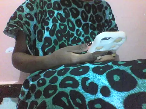 Snapshot of Moongodessy chatting on February 2026 06:28:02 AM Moongodessy online show from February 2026 06:28:02 AM