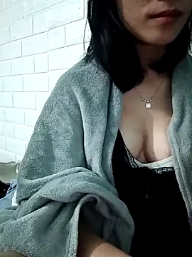 Snapshot of Ly-ny chatting on September 2025 03:33:01 PM Ly-ny online show from September 2025 03:33:01 PM