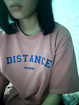 Snapshot of Ly-ny chatting on September 2025 09:23:02 AM Ly-ny online show from September 2025 09:23:02 AM