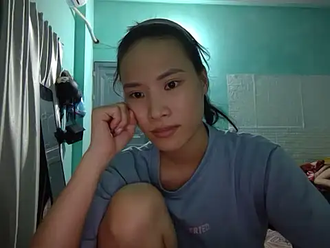 Snapshot of Ly-ny chatting on October 2025 07:25:02 PM Ly-ny online show from October 2025 07:25:02 PM