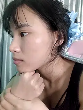 Snapshot of Ly-ny chatting on October 2025 06:10:01 AM Ly-ny online show from October 2025 06:10:01 AM