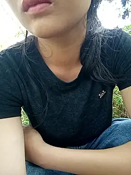 Ananine online show from October 2025 02:22:02 AM