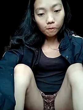 Ananine online show from May 2026 11:44:02 PM