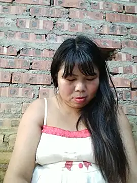 Snapshot of lusy-00 chatting on July 2026 09:33:02 AM lusy-00 online show from July 2026 09:33:02 AM