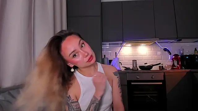 baobei03 online show from November 2025 01:29:02 PM