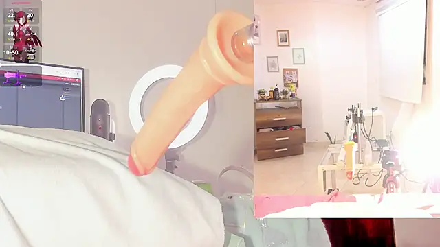 Snapshot of Rosy_Emely chatting on November 2025 09:30:01 AM Rosy Emely online show from November 2025 09:30:01 AM