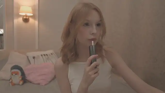 claire bennett online show from October 2025 12:52:02 AM