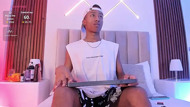SammyAdams  online show from September 2025 09:08:02 PM