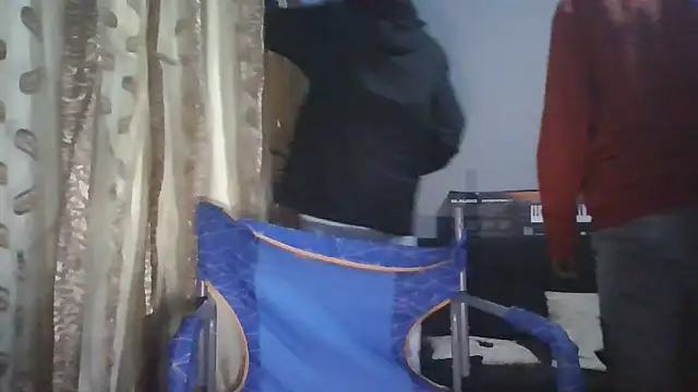 Snapshot of Nykho17 chatting on November 2025 08:25:02 PM Nykho17 online show from November 2025 08:25:02 PM