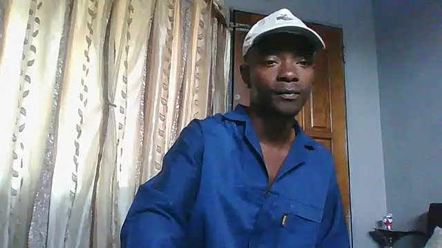 Snapshot of Nykho17 chatting on November 2025 10:50:02 AM Nykho17 online show from November 2025 10:50:02 AM