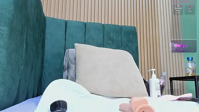 EvelynFoxx- online show from November 2025 07:19:02 PM