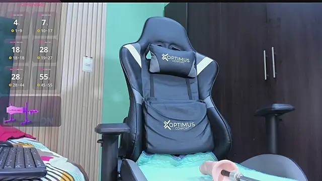 EvelynFoxx- online show from December 2025 07:08:02 PM