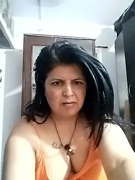 Snapshot of Jann_Riya333 chatting on April 2026 02:04:01 AM Jann Riya333 online show from April 2026 02:04:01 AM