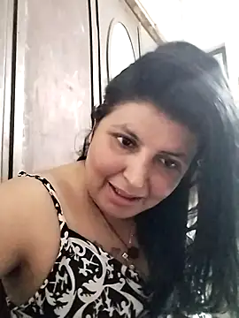 Snapshot of Jann_Riya333 chatting on May 2026 05:18:01 PM Jann Riya333 online show from May 2026 05:18:01 PM