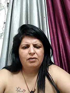 Snapshot of Jann_Riya333 chatting on May 2026 06:20:01 PM Jann Riya333 online show from May 2026 06:20:01 PM