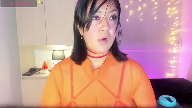 Snapshot of VickyRuiz_ chatting on May 2026 07:55:02 PM VickyRuiz online show from May 2026 07:55:02 PM
